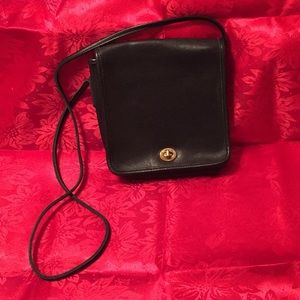 Vintage Coach Black compact pouch crossbody 9620
